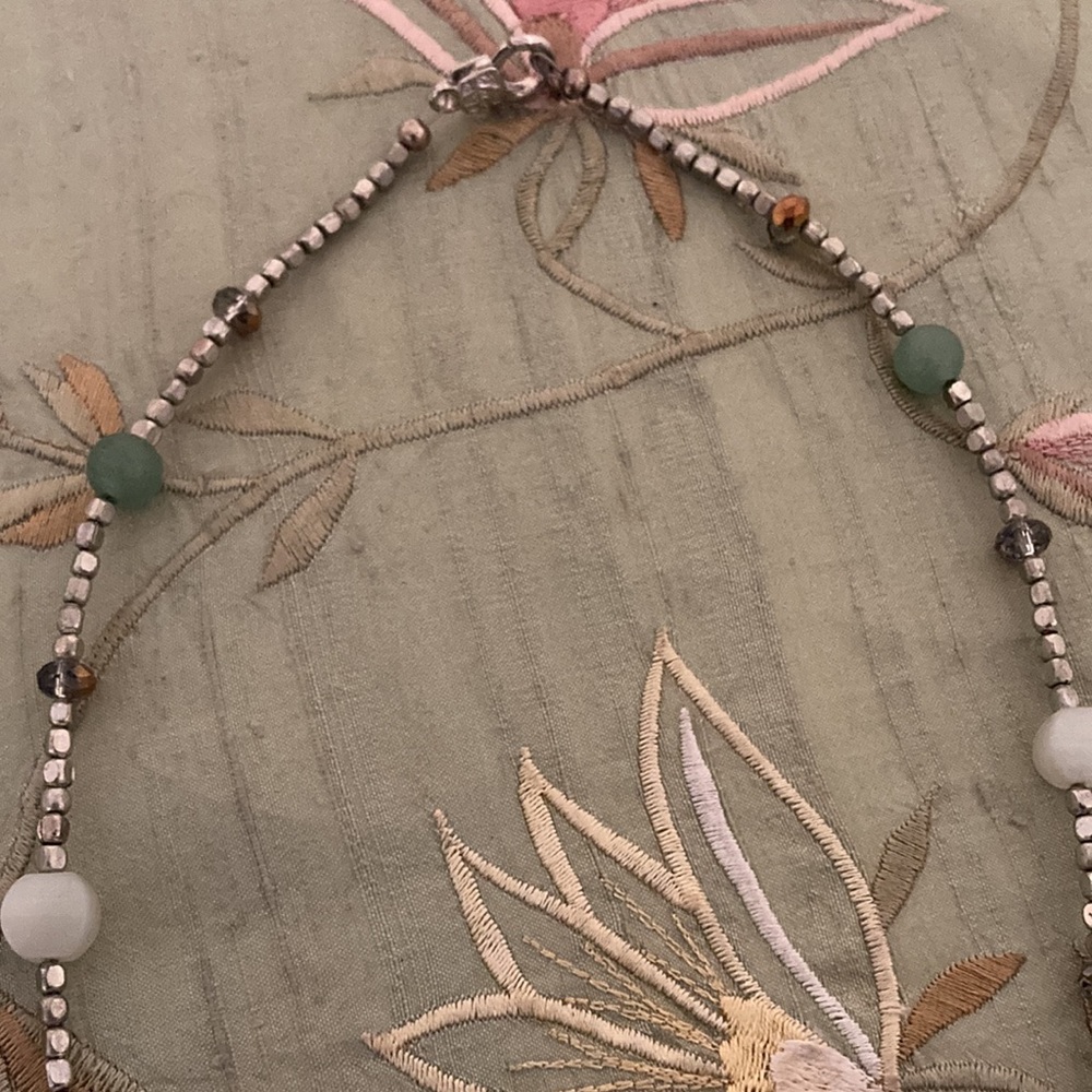 Flower Necklace - Picture 4 of 5